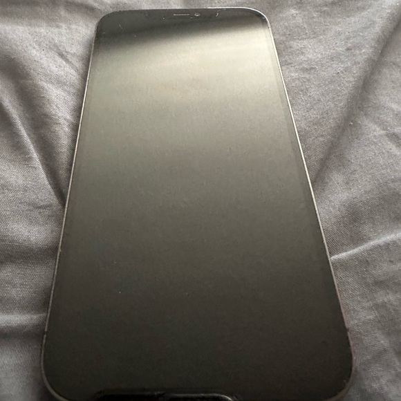 iPhone 12 Plus Pro Max - Picture 4 of 4